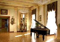 Salon muzyczny z fortepianem